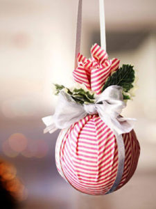 Easy-peasy Wrapped Peppermint Balls