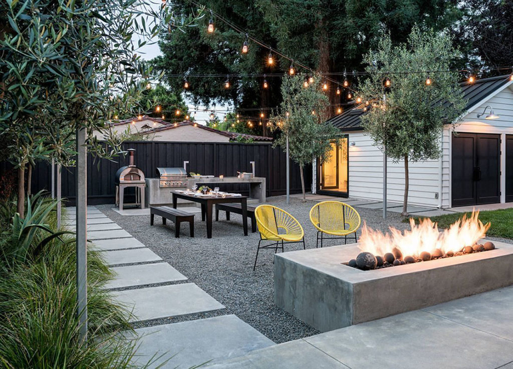 Modern-Backyard-Beautiful-Patio Fireplace Pizza Oven Dining Seating