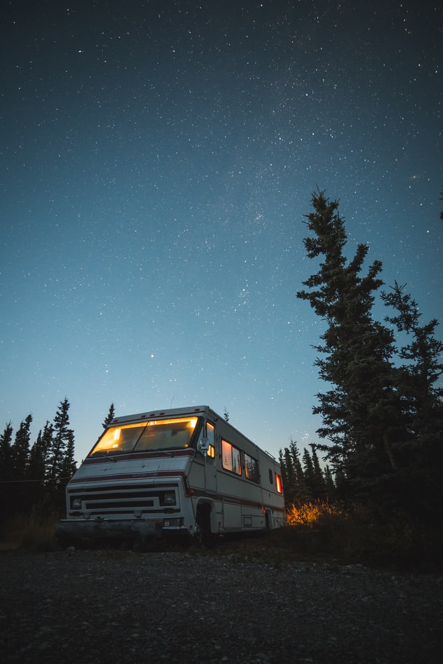 RV-under-the-stars