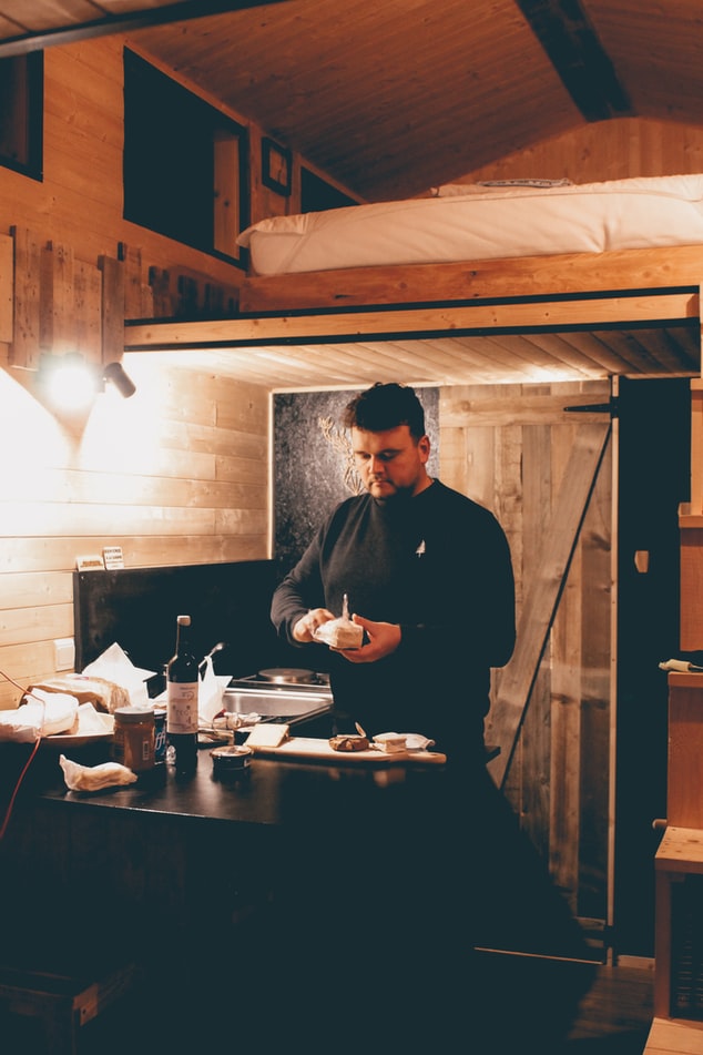 man-preparing-dinner