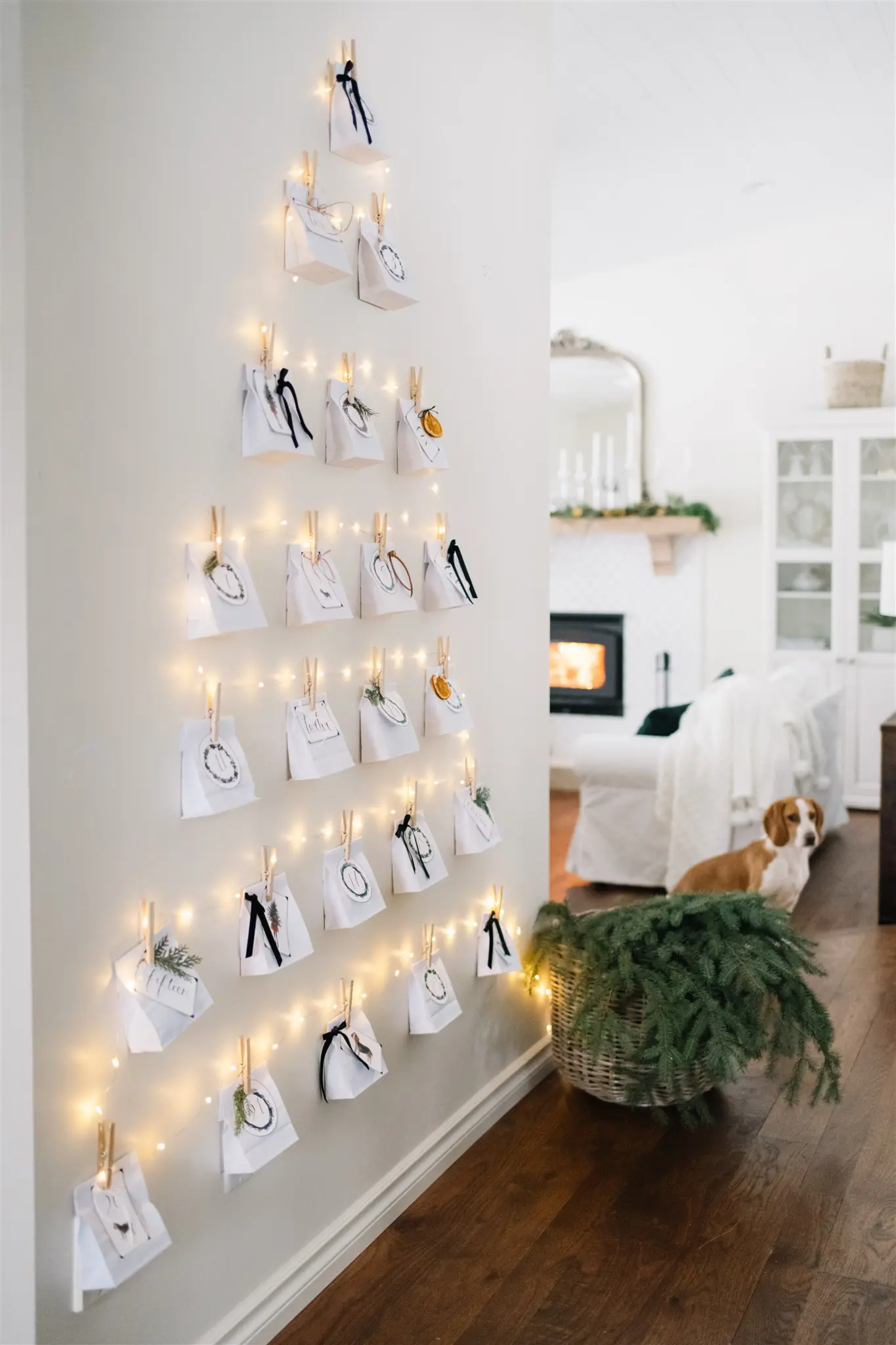 Gift Bags as Advent Calendar on the 2D LED Christmas Tree